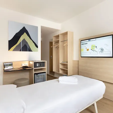 Отель B&B Hotel Bolzano 3*