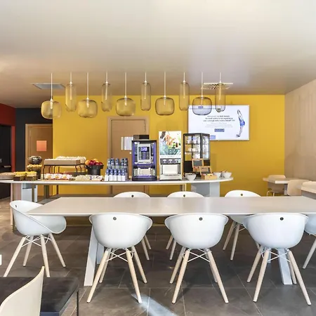 B&B Hotel Bolzano 酒店