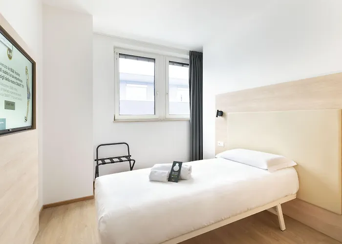 Hotel B&B Hotel Bolzano 3*